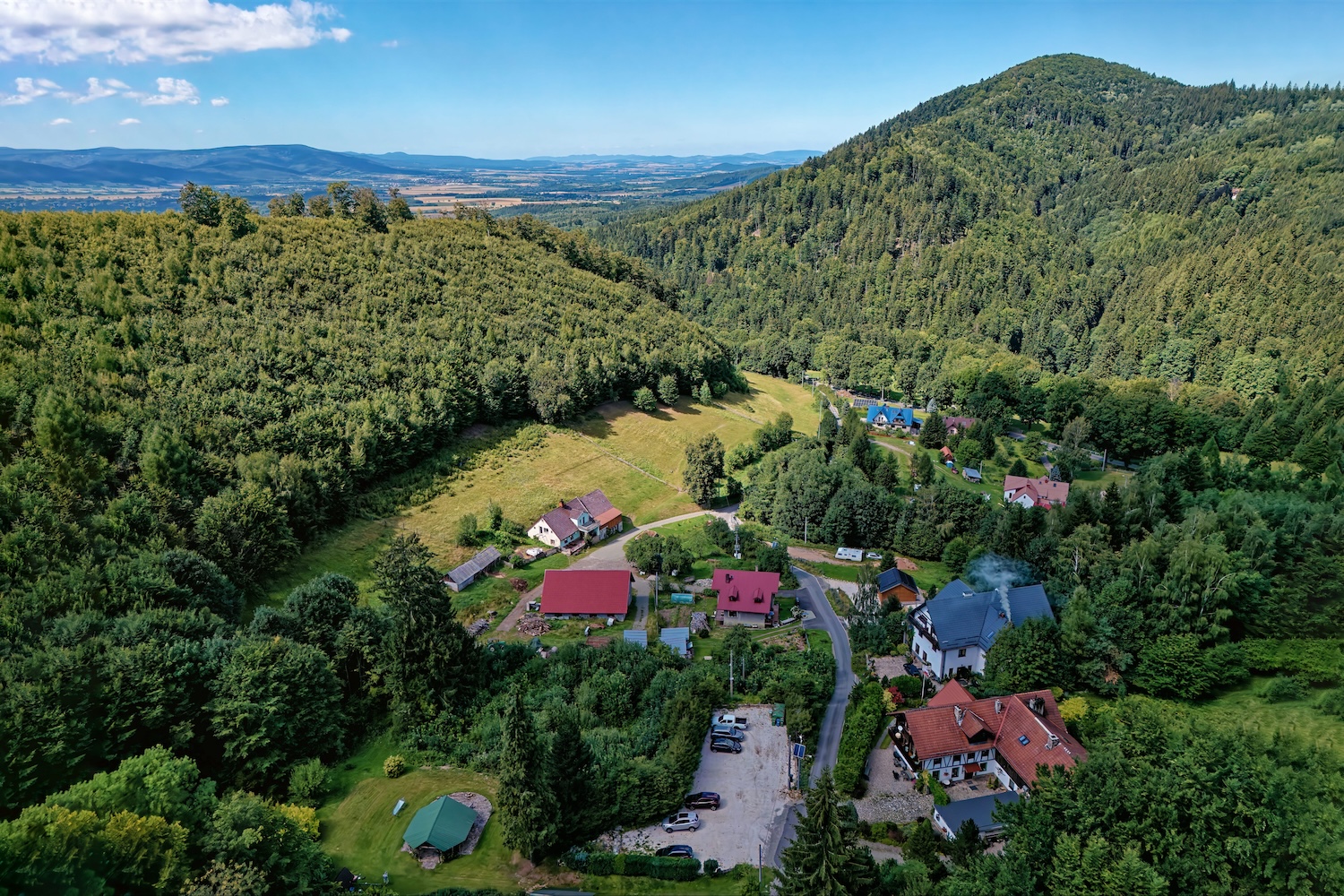 Panorama okolicy Willi Krokus w Międzygórzu - widok na Marię Śnieżną